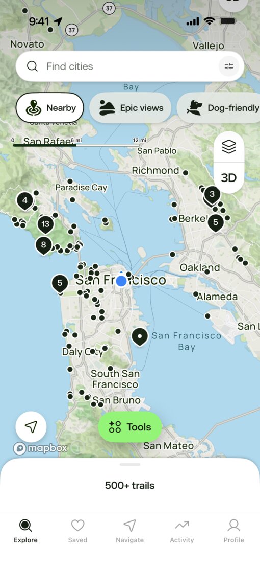 重新设计之前的“AllTrails”App 界面